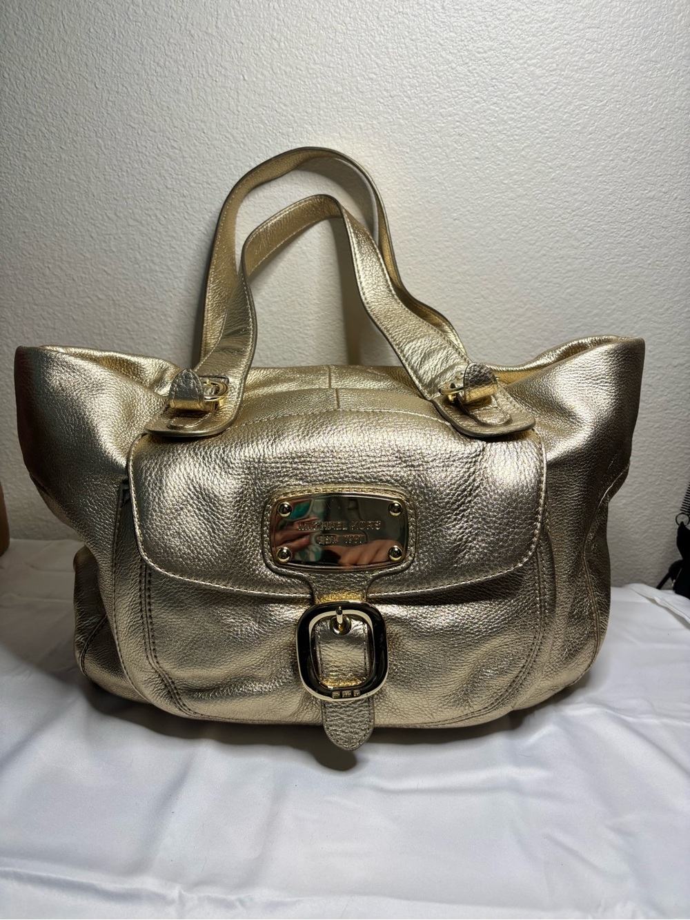 Marc Jacobs Metallic Gold Leather Shoulder Bag